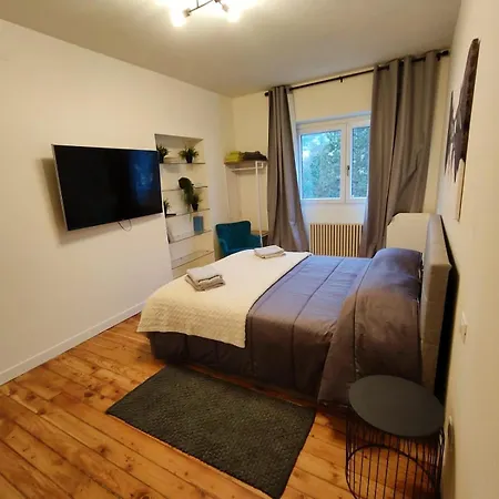 Centro - Moderno Bilocale Con Jacuzzi